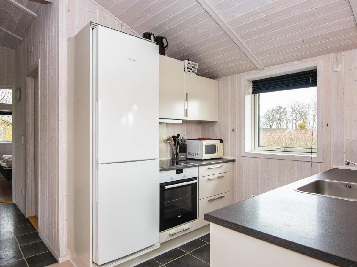 Three-Bedroom Holiday Home In Juelsminde 18 Sonderby  Eksteriør billede